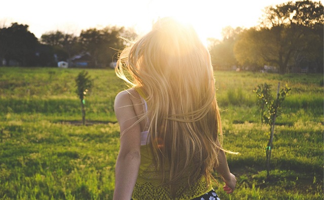 ¿Cómo cuidar el pelo de forma natural? Productos y consejos