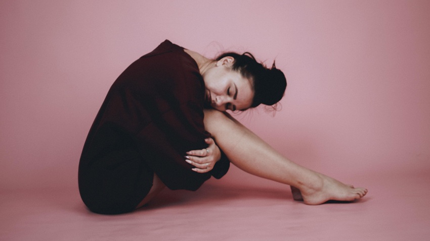 Disruptores endocrinos en cosmética: qué ingredientes están en estudio y qué dice la ciencia